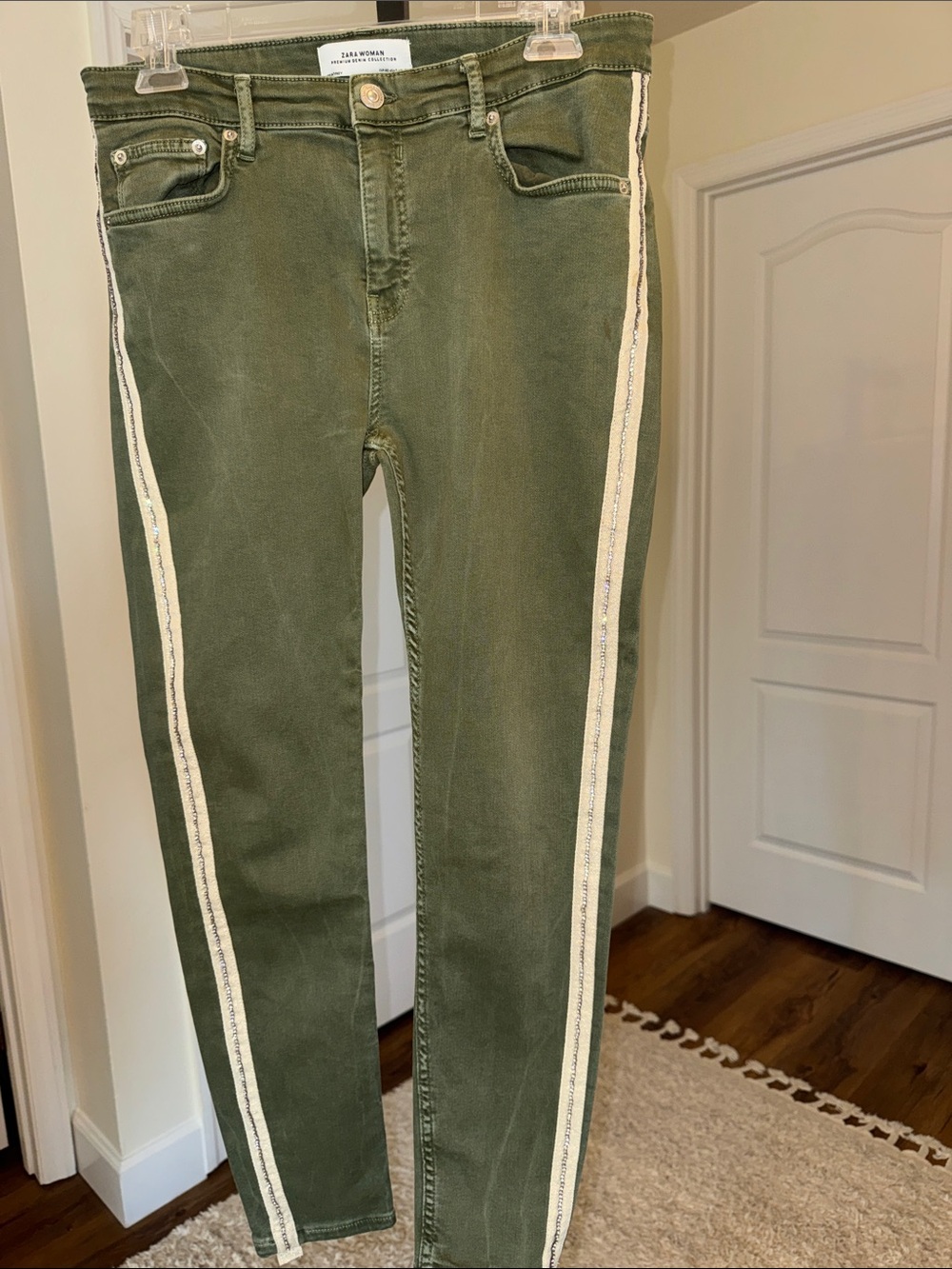 Zara Army Green Jeans - Size 8